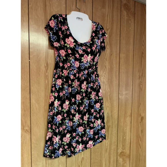 Chris and Carol black floral dress size medium short sleeve - Picture 6 of 14